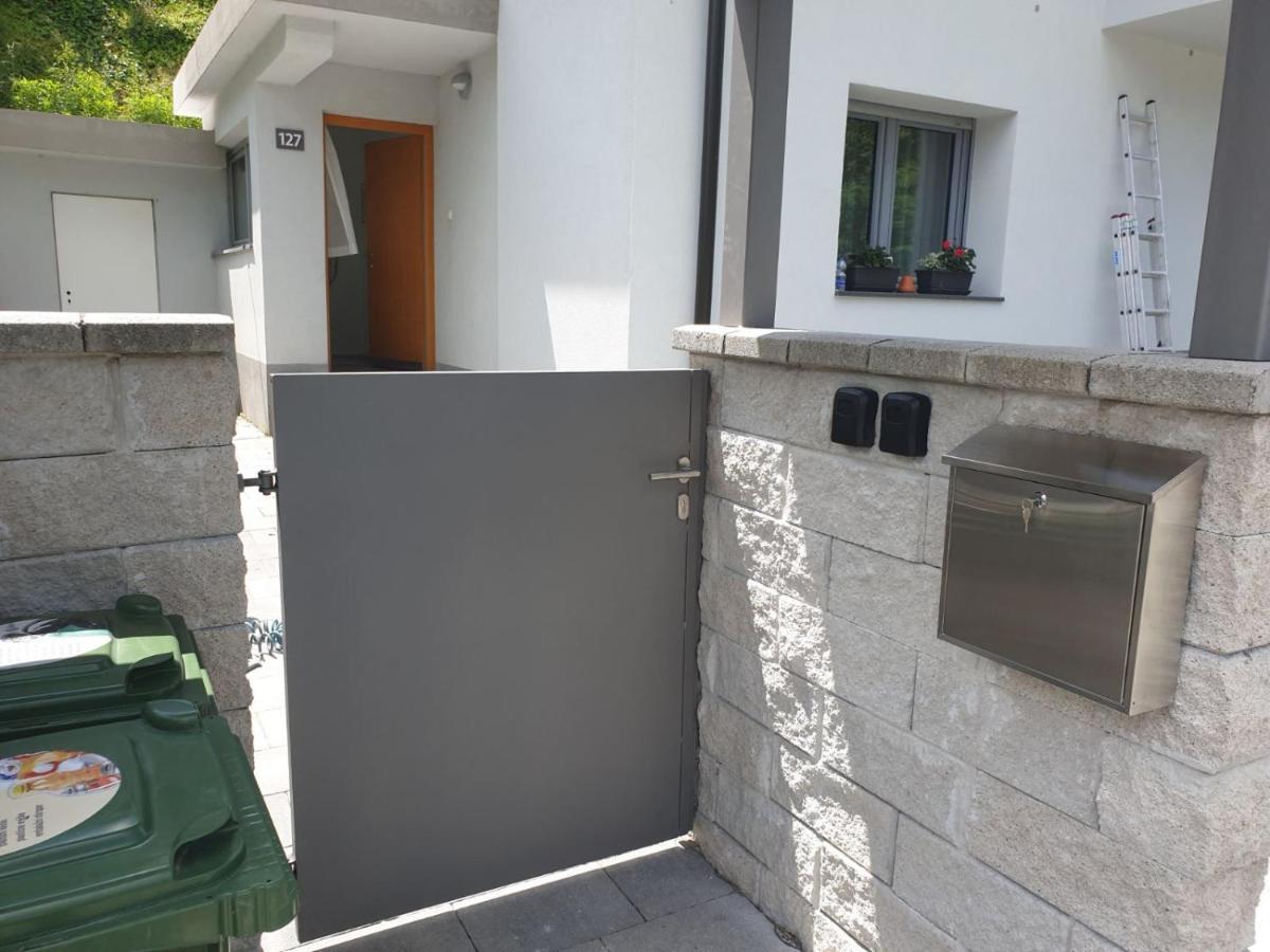 Apartma Sava-Stol Jesenice Exterior foto